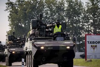 Politici se dohadovali o závazcích vůči NATO. Podle Zůny je splníme příští rok - Seznam Zprávy