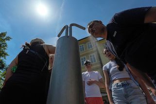 Nadprůměrné teploty vydrží po většinu srpna - Novinky