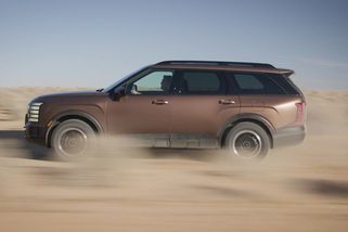 Největší SUV od Hyundai přijíždí v terénní verzi s novým šestiválcem - Novinky
