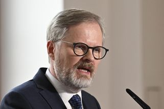 Tisková konference Petra Fialy - Novinky