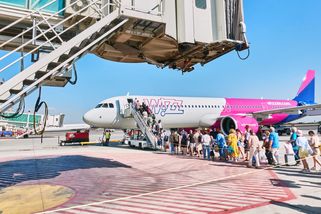 Ryanair a Wizz Air schytává kritiku. Levné cestování je u těchto společností minulostí