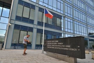 Žalobkyně obžalovala čtyři lidi v bitcoinové kauze | ČeskéNoviny.cz