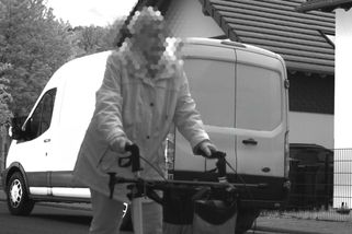 Radar naměřil německé seniorce s chodítkem 42 km/h v zóně, kde platí třicítka - Novinky