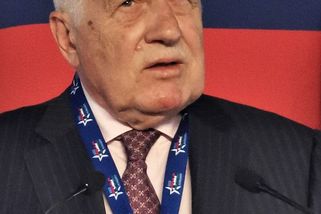 Moderátorka vyjela na Klause oprávněně. Šířil ruskou propagandu, agresorem bylo Rusko už v roce 2014 - Médium.cz