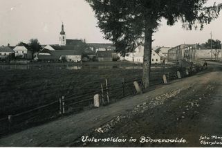 Česká Atlantida na Šumavě. Po stopách vesnice, kterou pohřbilo velké dílo socialismu - Seznam Zprávy
