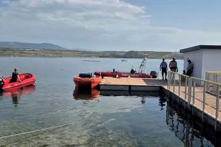 V jezeře Most našli policisté tělo pohřešovaného paddleboardisty, druhého stále hledají - Novinky