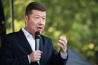 Plakáty SPD stojí za to soudit dál a důkladně. Buďme trpěliví - Seznam Zprávy
