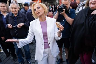 Stačilo! na Václavském náměstí představilo za dohledu desítek policistů pražské lídry - Novinky