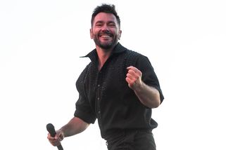 Foto: Marek Ztracený zaplnil Letnou, na jeho koncert přišly desítky tisíc lidí - Seznam Zprávy