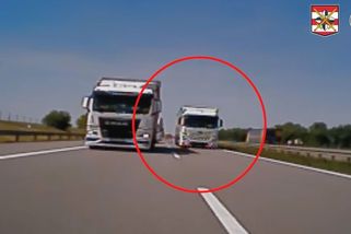 Komedie na D2: Policista zastavoval kamion kvůli nedovolenému předjíždění, v tu chvíli ho začal stejně předjíždět další - Novinky