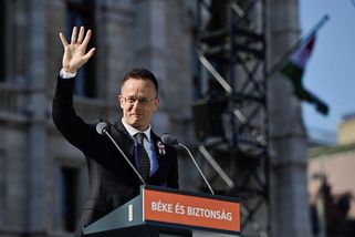 Maďarský ministr zahraničí přiznal pravidelný kontakt s Lavrovem - Seznam Zprávy