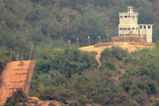 Jižní Korea na hranicích s KLDR zadržela severokorejského vojáka - Novinky