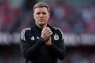 Newcastle překvapivě opouští trenér Howe. Jeho konec může mít vliv na přestup českého gólmana - Sport.cz