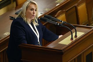 Europoslankyně Dostálová skončila v nemocnici