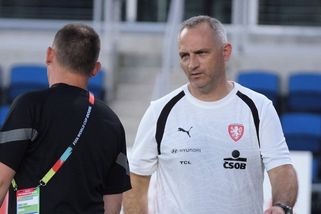 MS fotbal | V reprezentaci zažil už hodně. Teď měl k hráčům proslov a prosbu: Buďte trpěliví! - Sport.cz