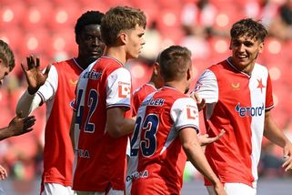 Slavia přivítá Pardubice a může se vyhoupnout na čelo, Baník vyrazí do Hradce - Sport.cz