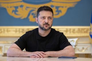 Zelenskyj varuje, že Rusko plánuje do války nasadit až 50 000 vojáků z KLDR - Seznam Zprávy