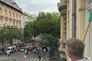 V Budapešti se konal první protest od nástupu Magyarovy vlády - Novinky