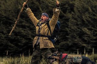 Nový film: Brad Pitt se snaží přežít V srdci divočiny