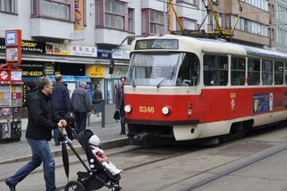 Tramvaje mezi Florencí a Palmovkou nejezdí, kvůli vedrům - Novinky