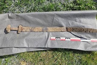 Šestiletý norský chlapec našel na školním výletě 1300 let starý scramasax - Novinky