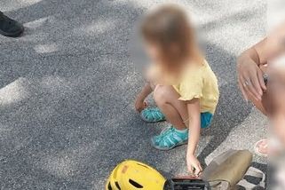 „Ale to není moje školka.“ Strážníci pomáhali ztracené holčičce v Pardubicích - Novinky