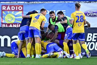 Druhý nejgólovější zápas historie! Plzeň brutálně zkolabovala v Teplicích - Sport.cz
