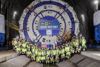 Nejdelší tunel světa je o krok blíž otevření, mění dopravní mapu Evropy - Novinky