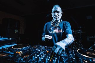 Zemřel DJ Tráva - Novinky