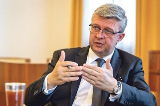Vláda hází podnikatele přes palubu, říká Havlíček. Znovu by zavedl EET - Novinky