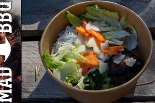 Vláčný bůček Bún chả aneb grilování se Zdeňkem Bezdíčkem z Masterchef 2021 | MAD BBQ