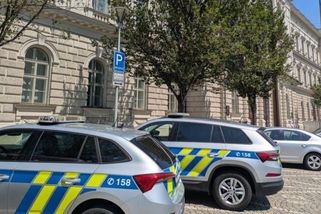Zasáhne do bitcoinové kauzy Ústavní soud? Opět svolal veřejné vyhlášení o vazbě Jiřikovského - Novinky