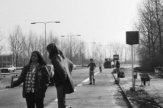 Autostop byl za socialismu fenomén! K cizím lidem se nasedalo bez obav. Proč tato éra skončila?
