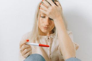 Píchala jsem si hormony, podstupovala IVF a on mi řekl: ‚Já jsem zdravej, problém máš jen ty!‘ - Médium.cz