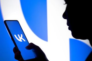 Apple odstranil z obchodu sociální síť VKontaktě. Peskov prská a hrozí odvetou - Novinky