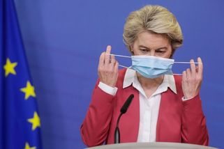 Je na čase uvažovat o povinném očkování, řekla šéfka Evropské komise - Novinky