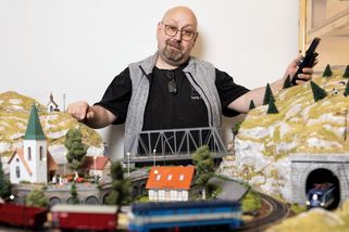 Modelářský nadšenec má unikátní sbírku vláčků, další si tiskne na 3D tiskárně - Seznam Zprávy