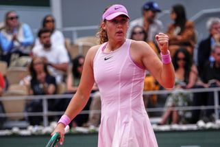 Roland Garros | Ruska Andrejevová zametla s ukrajinskou hvězdou. Je první finalistkou French Open - Sport.cz