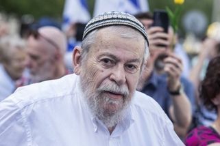 prahain.cz/politika/rabin-sidon-o-antisemitismu-greta-je-nevyzrala-divka-nasla-si-nove-tema-28190.html?utm_source=www.seznam.cz&utm_medium=seznam_distribuce&utm_campaign=lide