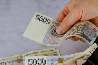 Výplata na ruku: Jaká rizika reálné hrozí? - Portál řidiče