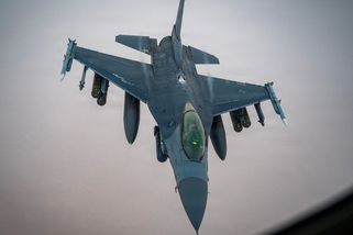 Americký útok na srdce íránské ekonomiky: 50 úderů před vypršením ultimáta - Seznam Zprávy