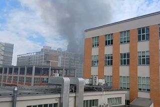 V centru Zlína hoří výšková budova. Hasiči vyhlásili třetí stupeň poplachu - Novinky