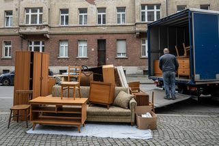 Stokoruny měly bránit rušení exekucí. Tejc chce trest pro exekutorku