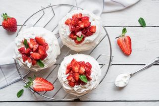 Recept na jahodové mini Pavlovy - Novinky