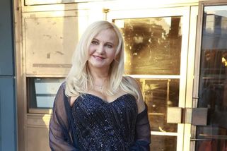 Šárka Grossová chtěla miliony, po smrti manžela jí zbylo 170 Kč. Má luxusní vilu u Prahy, tu ale nikdo nechce