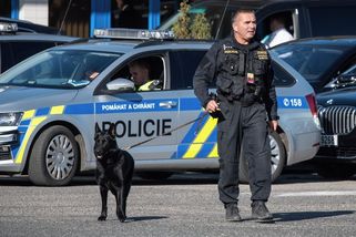 Děti ve Vyškově zbily mladíka a útok si natáčely. Aktéry známe, hlásí policie - Novinky