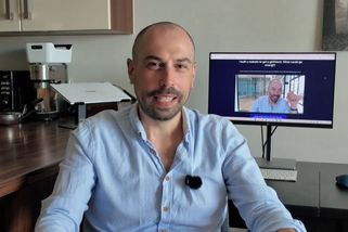 Seznamky ho nebavily, tak vytvořil vlastní web. Nechybí na něm ani reference od maminky - Novinky