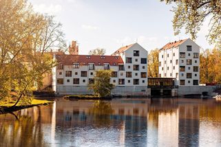 Ruinu starého mlýna u zámku v Břeclavi nahradil moderní bytový dům stejného tvaru - Seznam Zprávy
