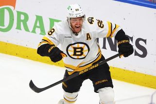 NHL | Nejlépe placeným českým sportovcem je podle Forbesu stále Pastrňák - Sport.cz