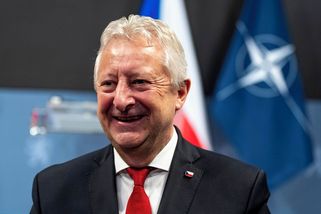 190 miliard. Zůna požaduje příští rok dvě procenta HDP na obranu - Novinky